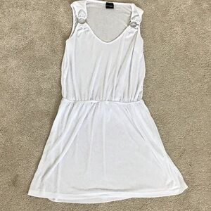 Chic White Sleeveless Mini Dress